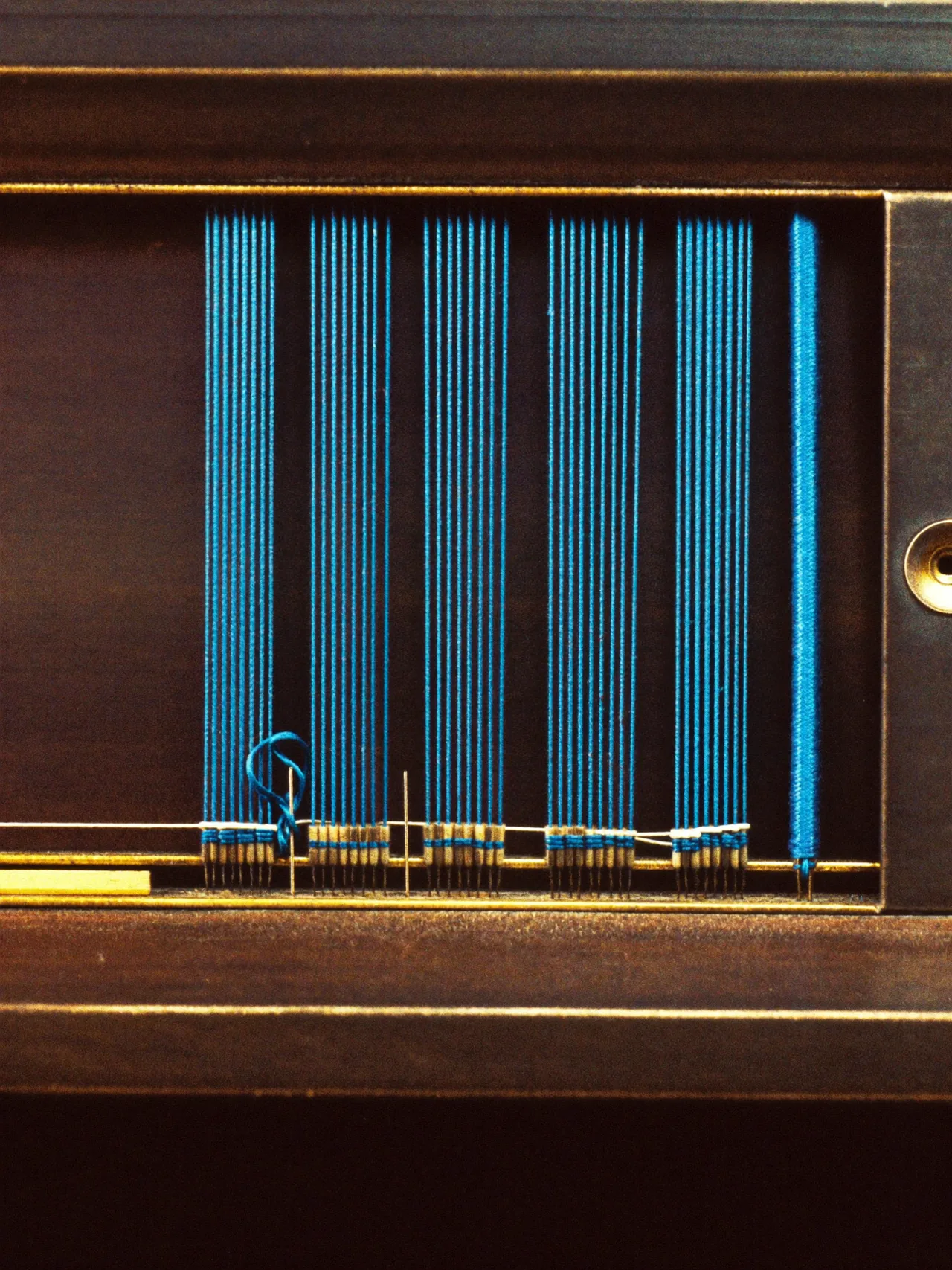 Each thread has its own specialist; one runs straight to the reader.